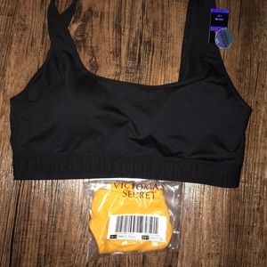 NEW VS PINK BRA AND PANTY SET